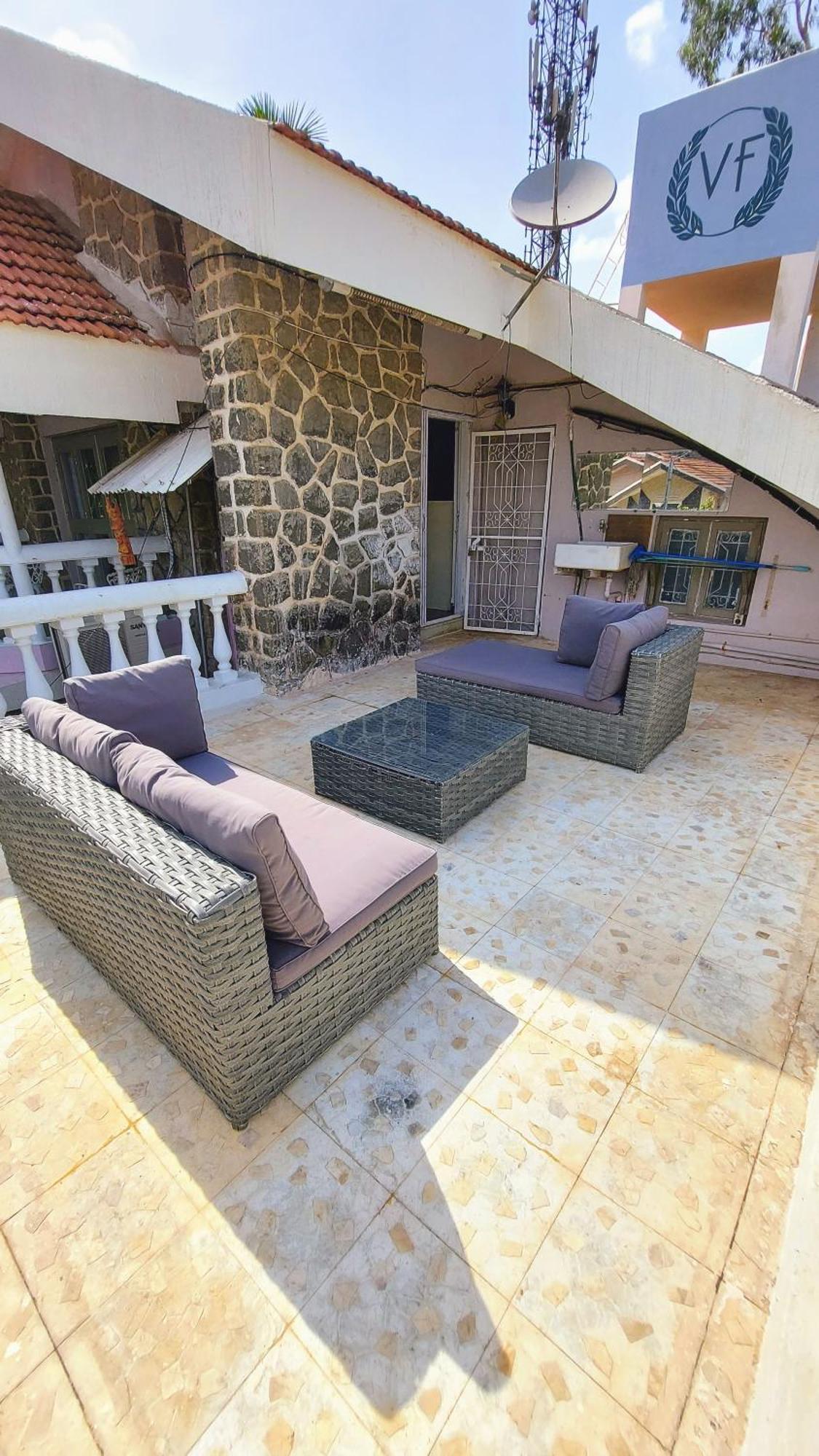 Lonavala Francis Villa Exclusive 4-Bedroom Family Retreat With Pool Eksteriør billede