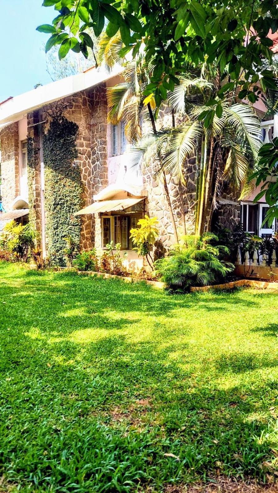 Lonavala Francis Villa Exclusive 4-Bedroom Family Retreat With Pool Eksteriør billede